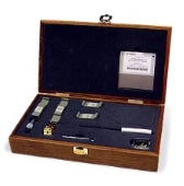 Keysight Technologies R11644A The R11644A is a 40 GHz calibration kit from Keysight